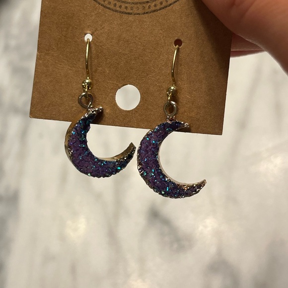 handmade Drusy Moon 🌙🌜🔮 Earrings! - Picture 3 of 3